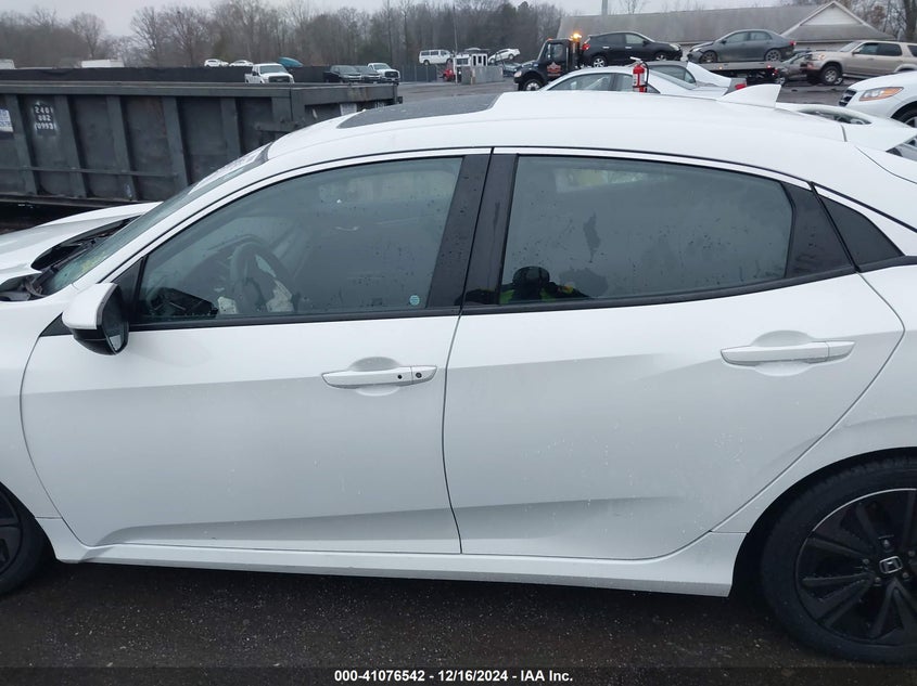 2017 HONDA CIVIC VIN: SHHFK7H5XHU405923