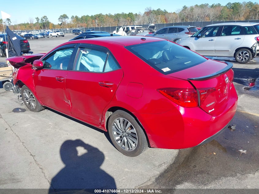 2018 TOYOTA COROLLA auction photo 3