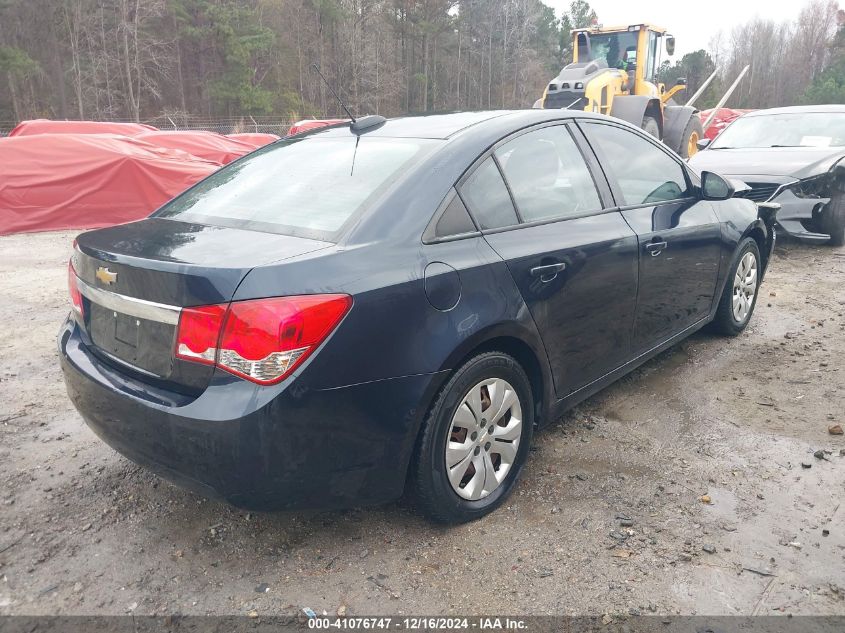 VIN 1G1PA5SH2F7271114 2015 Chevrolet Cruze, Ls Auto no.4