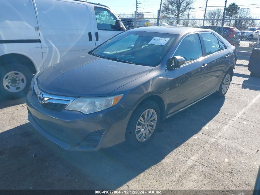 VIN 4T1BF1FK2EU398622 2014 TOYOTA CAMRY no.2