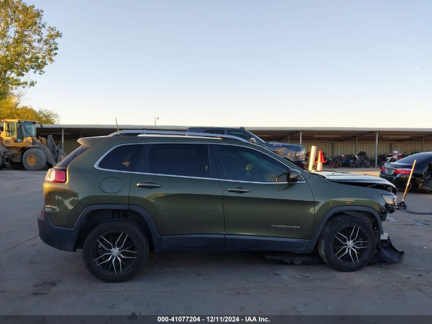 VIN 1C4PJLCB1KD265483 2019 Jeep Cherokee, Latitude no.13