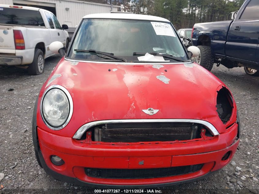 2010 Mini Cooper VIN: WMWMF3C54ATZ27153 Lot: 41077267