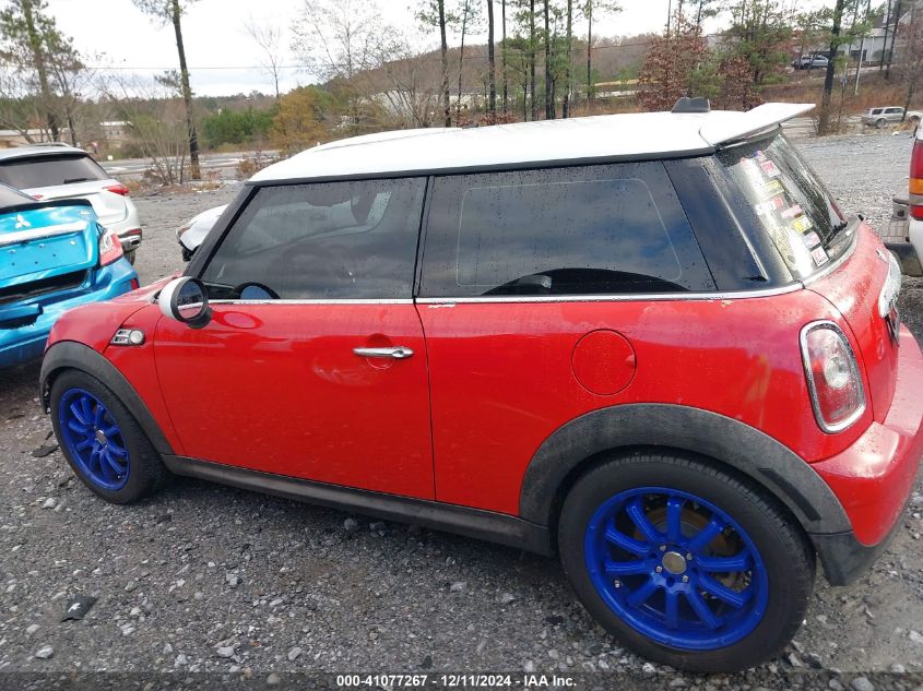 2010 Mini Cooper VIN: WMWMF3C54ATZ27153 Lot: 41077267