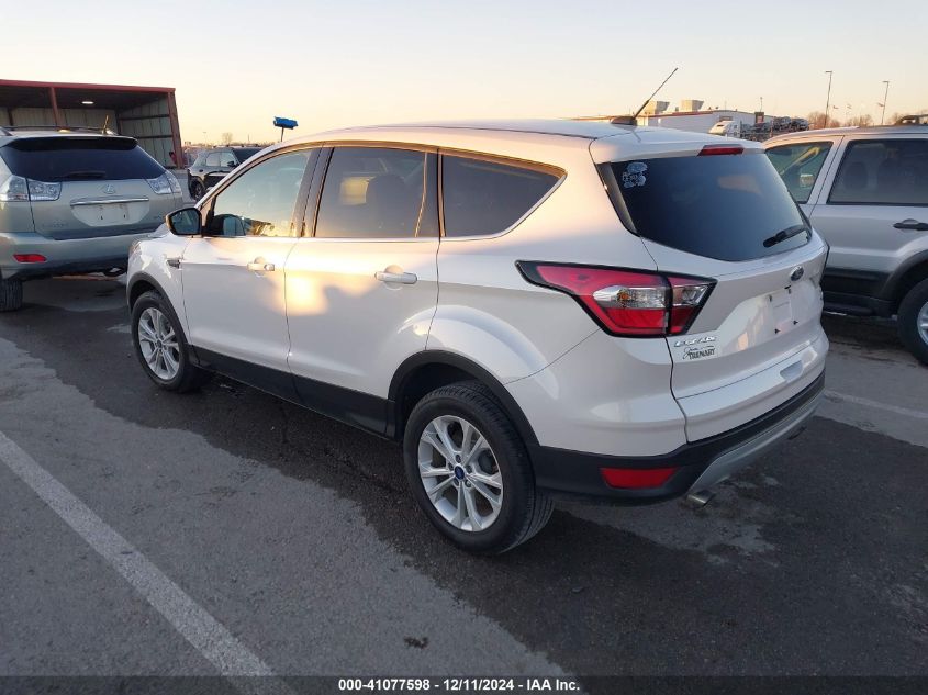 VIN 1FMCU0GD2HUE23639 2017 FORD ESCAPE no.3