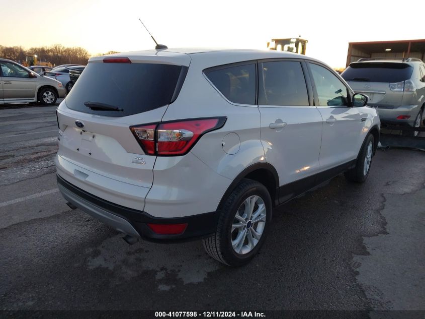 VIN 1FMCU0GD2HUE23639 2017 FORD ESCAPE no.4