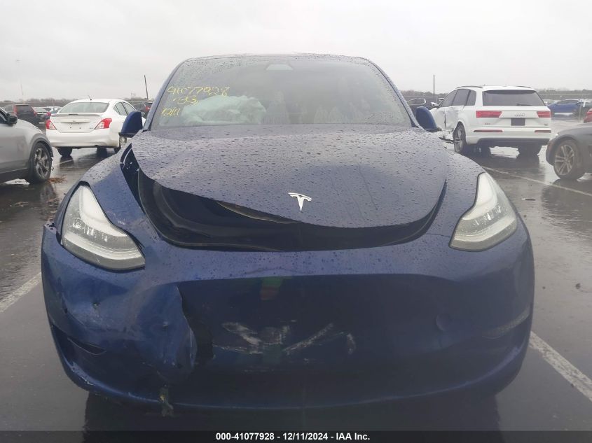 2021 Tesla Model Y Long Range Dual Motor All-Wheel Drive VIN: 5YJYGDEE4MF121132 Lot: 41077928