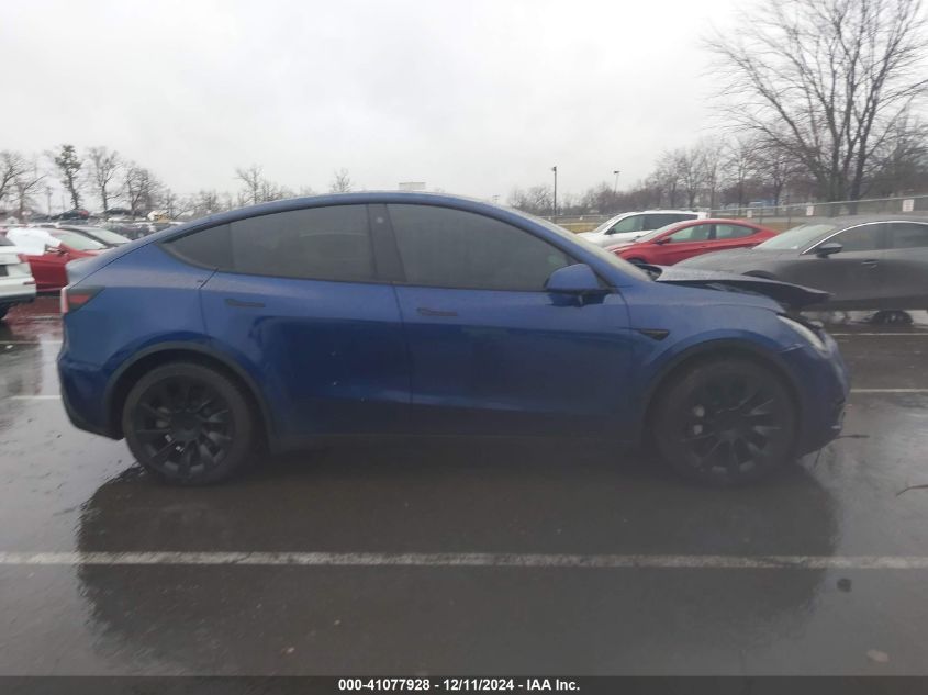 2021 Tesla Model Y Long Range Dual Motor All-Wheel Drive VIN: 5YJYGDEE4MF121132 Lot: 41077928