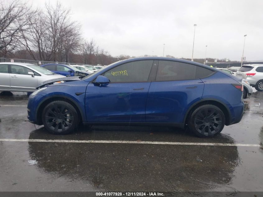 2021 Tesla Model Y Long Range Dual Motor All-Wheel Drive VIN: 5YJYGDEE4MF121132 Lot: 41077928