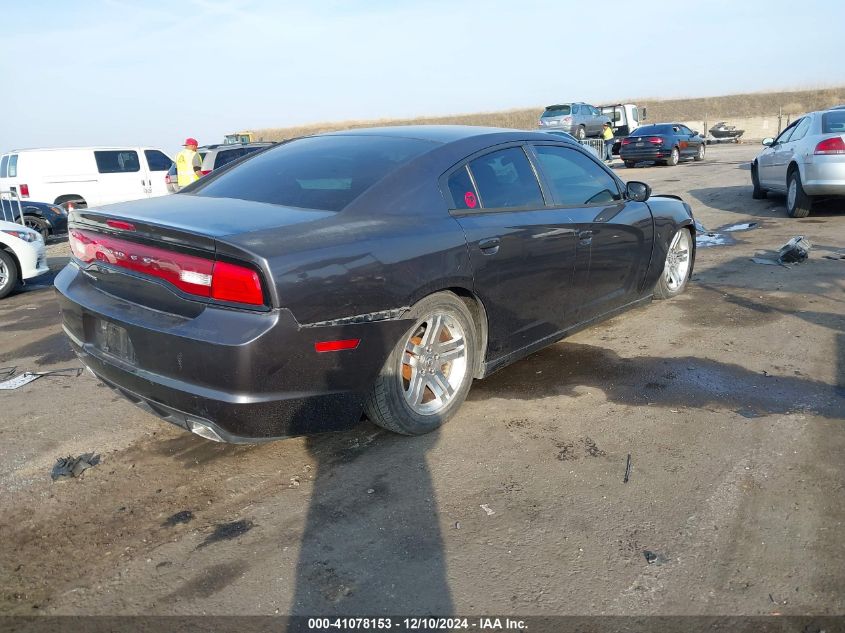 VIN 2C3CDXBG8EH266152 2014 Dodge Charger, SE no.4