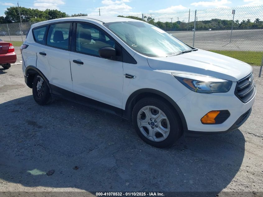 VIN 1FMCU0F75JUA02032 2018 FORD ESCAPE no.1