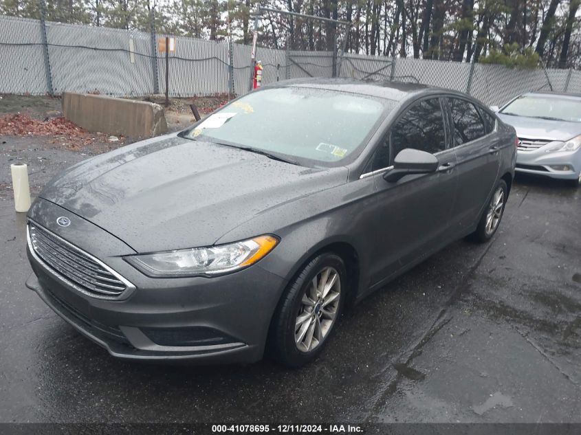 VIN 3FA6P0HD2HR129095 2017 Ford Fusion, SE no.2