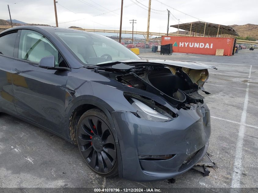 2022 Tesla Model Y Performance Dual Motor All-Wheel Drive VIN: 7SAYGDEF4NF406586 Lot: 41078796