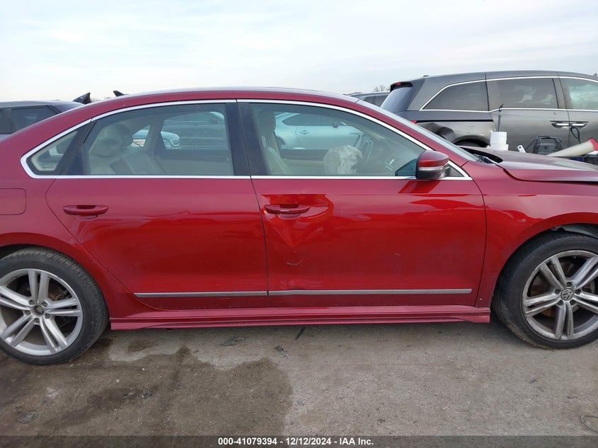 2015 VOLKSWAGEN PASSAT VIN: 1VWCM7A32FC008009