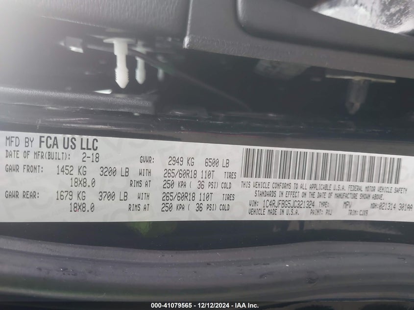 VIN 1C4RJFBG5JC321324 2018 JEEP GRAND CHEROKEE LIMITED 4X4