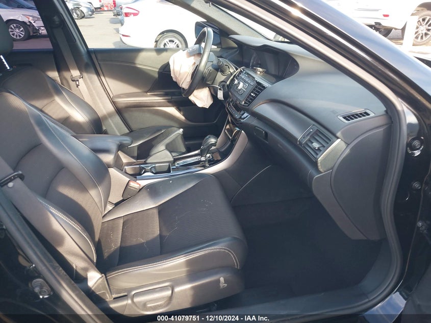 2017 HONDA ACCORD VIN: 1HGCR2F5XHA188051