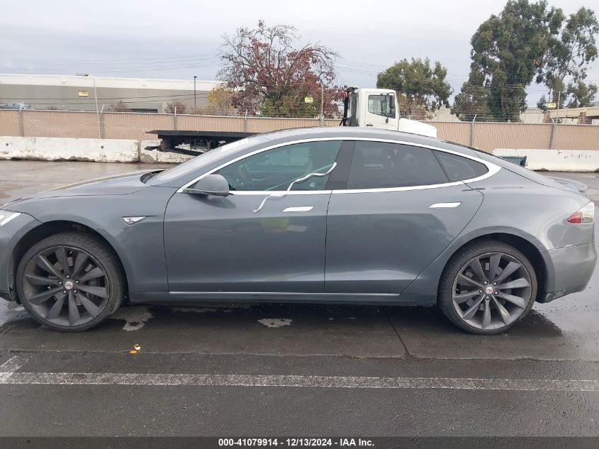 2013 Tesla Model S VIN: 5YJSA1CG5DFP06411 Lot: 41079914