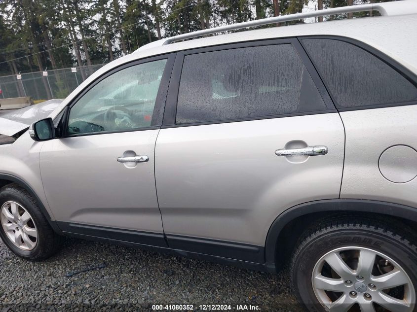 2013 KIA SORENTO LX V6 - 5XYKT4A25DG379178