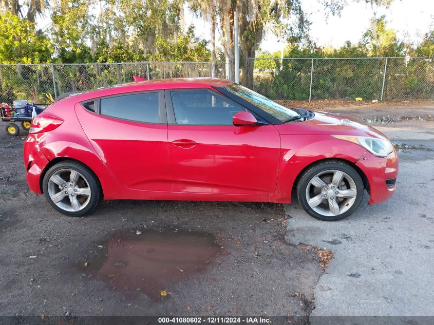 2013 Hyundai Veloster Base W/Gray VIN: KMHTC6AD2DU170881 Lot: 41080602