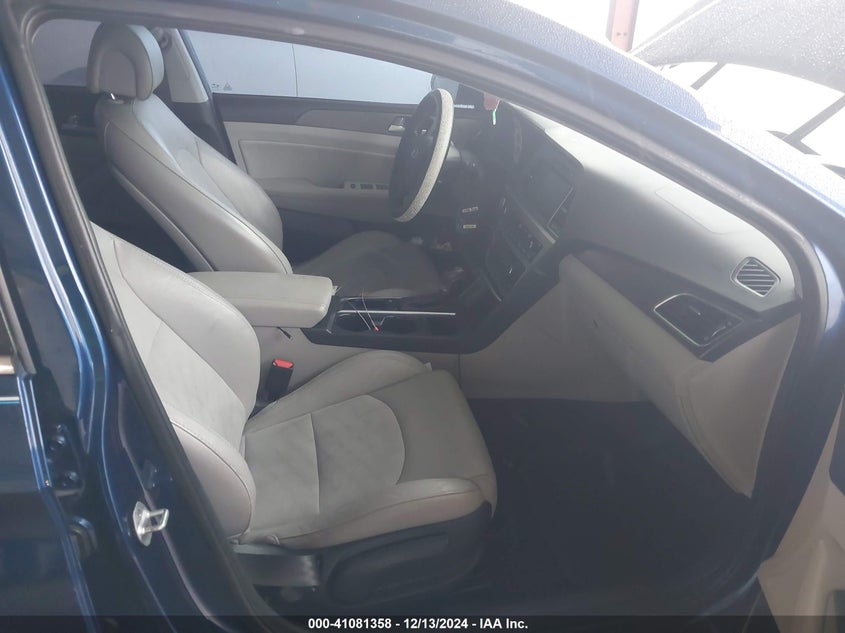 2016 HYUNDAI SONATA SPORT - 5NPE34AF4GH435009