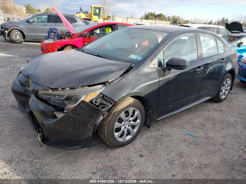 VIN 5YFEPMAEXMP218168 2021 Toyota Corolla, LE no.2