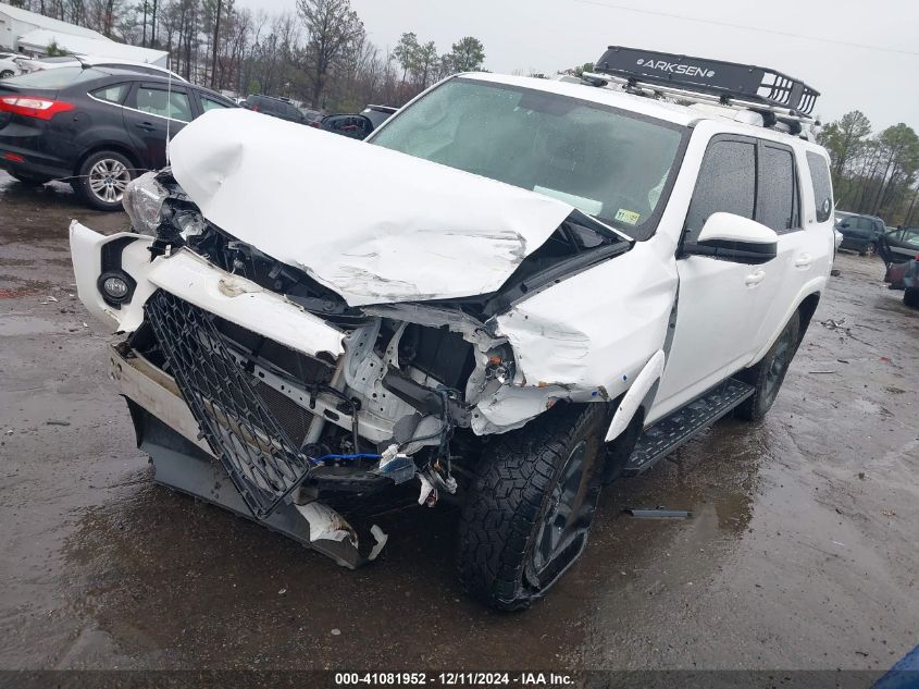 VIN JTEBU5JR4G5370318 2016 Toyota 4runner, SR5 no.2