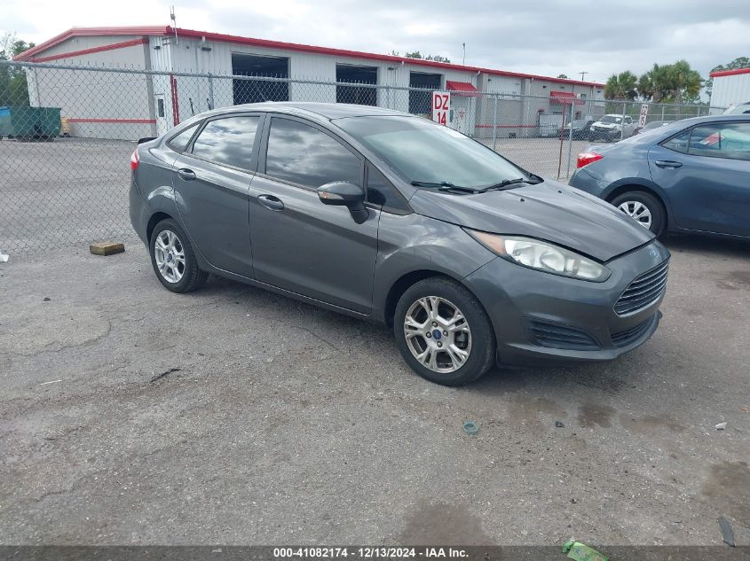 VIN 3FADP4BJ3FM214325 2015 FORD FIESTA no.1