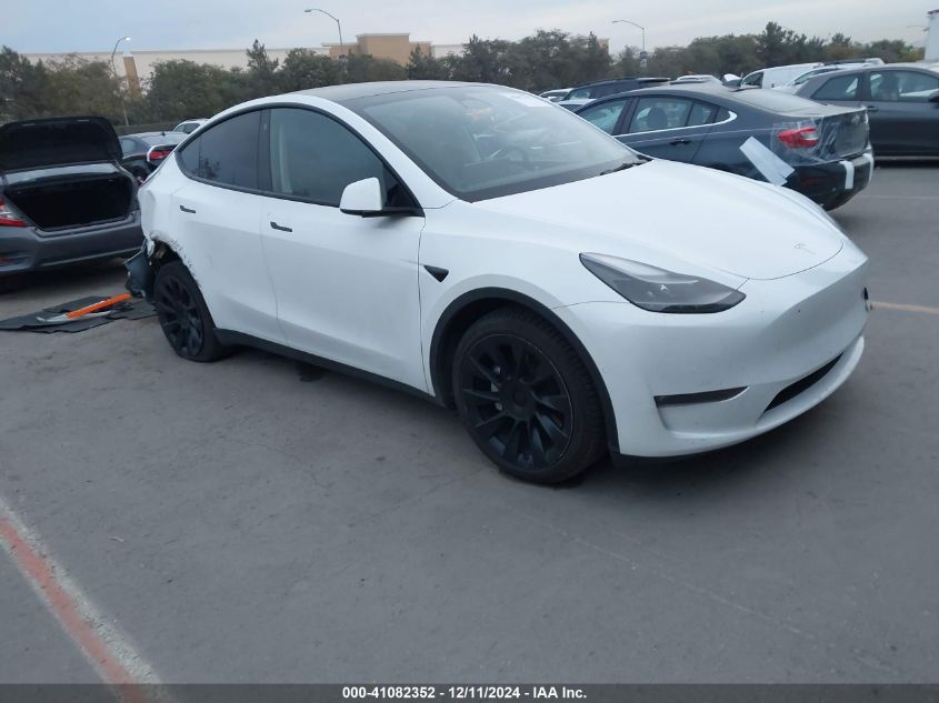 VIN 7SAYGDEE1NF559482 2022 Tesla Model Y, Long Rang... no.1