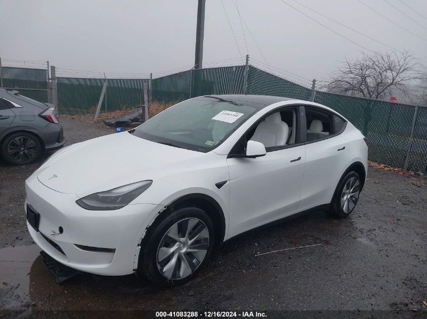 VIN 7SAYGDEE2PF701227 2023 Tesla Model Y, Awd/Long... no.2