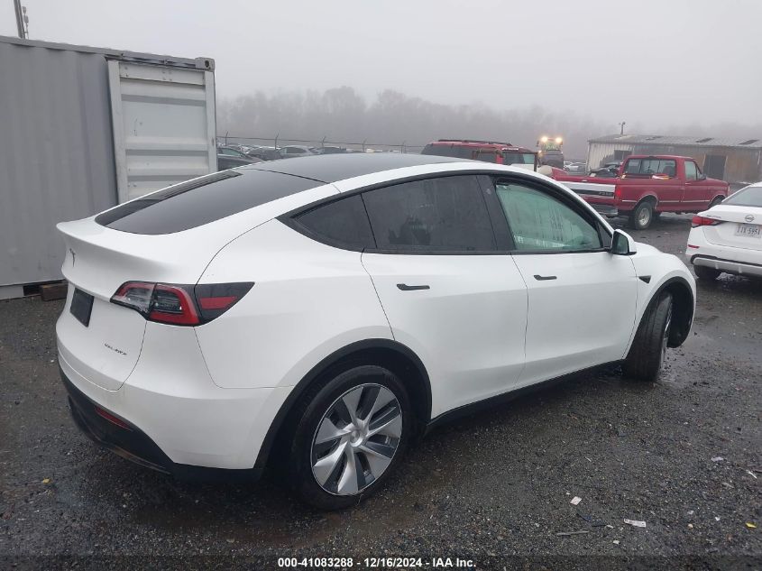 VIN 7SAYGDEE2PF701227 2023 Tesla Model Y, Awd/Long... no.4