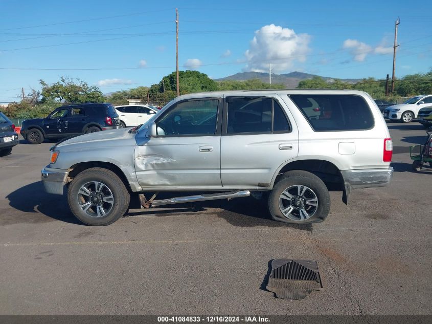 2000 Toyota 4Runner VIN: JP3GN86R2Y0172356 Lot: 41084833