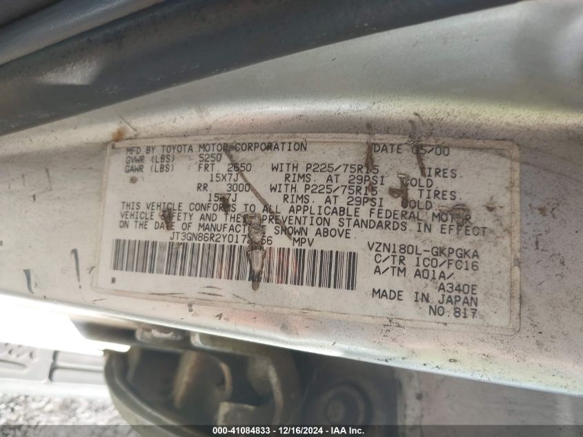 2000 Toyota 4Runner VIN: JP3GN86R2Y0172356 Lot: 41084833