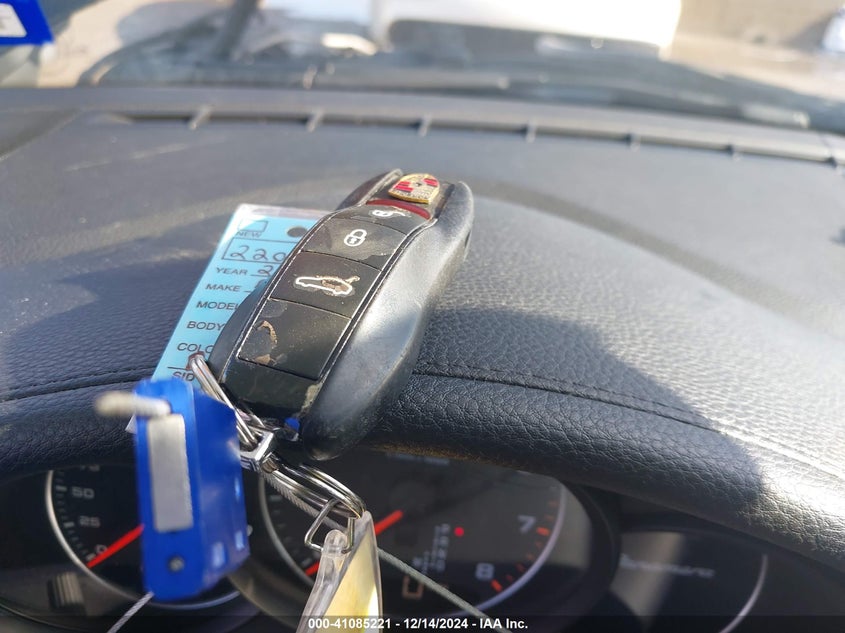 2015 PORSCHE PANAMERA 4 - WP0AA2A75FL006327