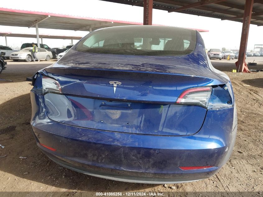 2018 Tesla Model 3 Long Range/Mid Range VIN: 5YJ3E1EA2JF075999 Lot: 41085258