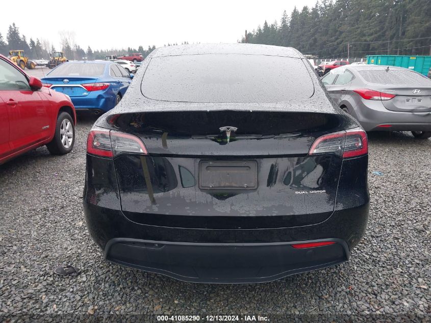 2022 Tesla Model Y Long Range Dual Motor All-Wheel Drive VIN: 7SAYGDEE6NF340050 Lot: 41085290