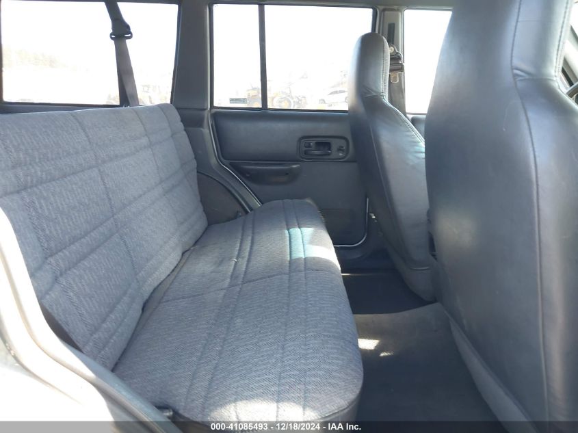 1999 Jeep Cherokee VIN: 1J4FF68A3XL535683 Lot: 41085493