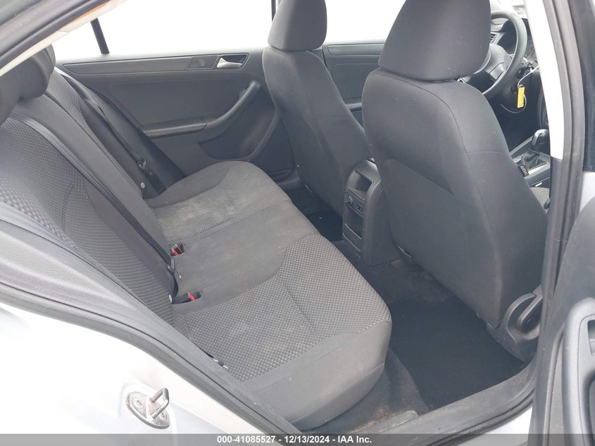 2014 VOLKSWAGEN JETTA VIN: 3VW2K7AJ0EM237298