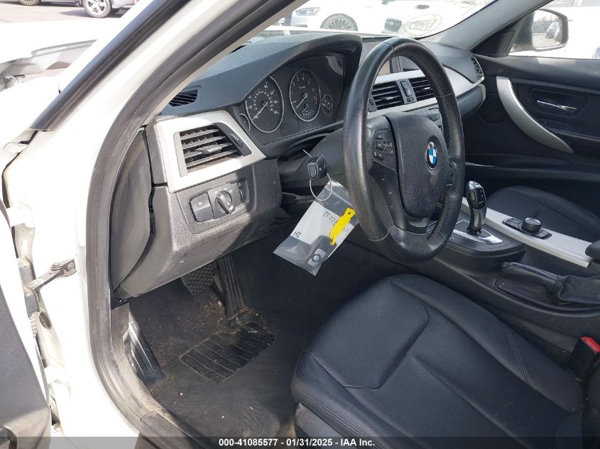 VIN WBA3B1G53ENS80681 2014 BMW 3 Series, 320I no.17