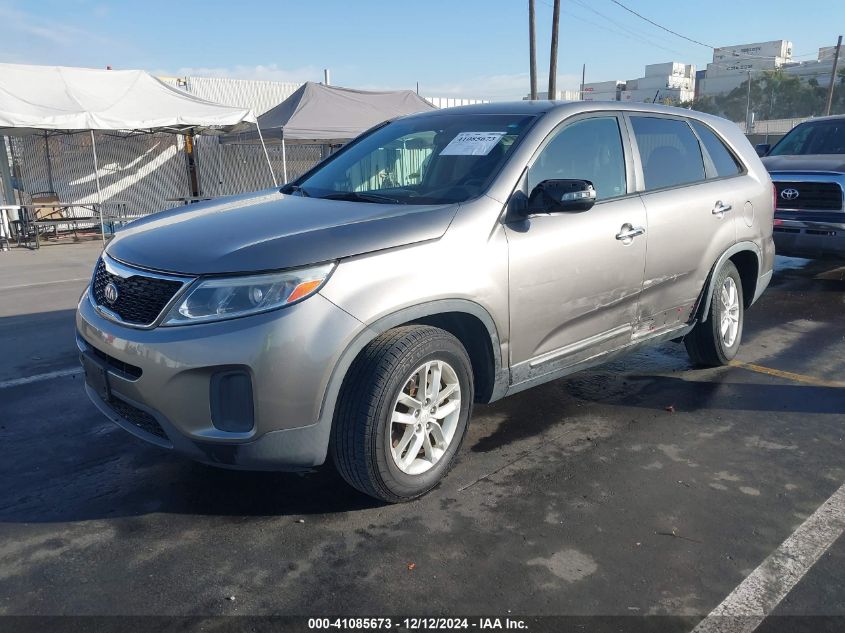 VIN 5XYKT3A64EG469629 2014 KIA SORENTO no.2