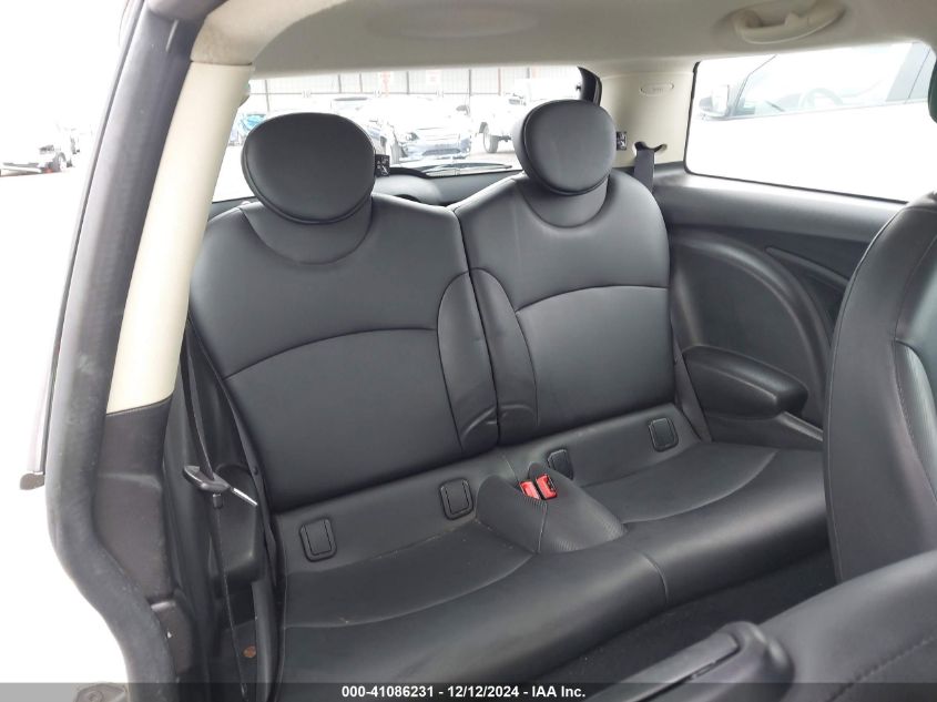 2013 MINI HARDTOP COOPER - WMWSU3C55DT685782