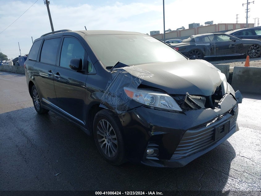 Vin: 5tdyz3dc6ks002138, lot: 41576517, toyota sienna xle 8 passenger 2019 img_1