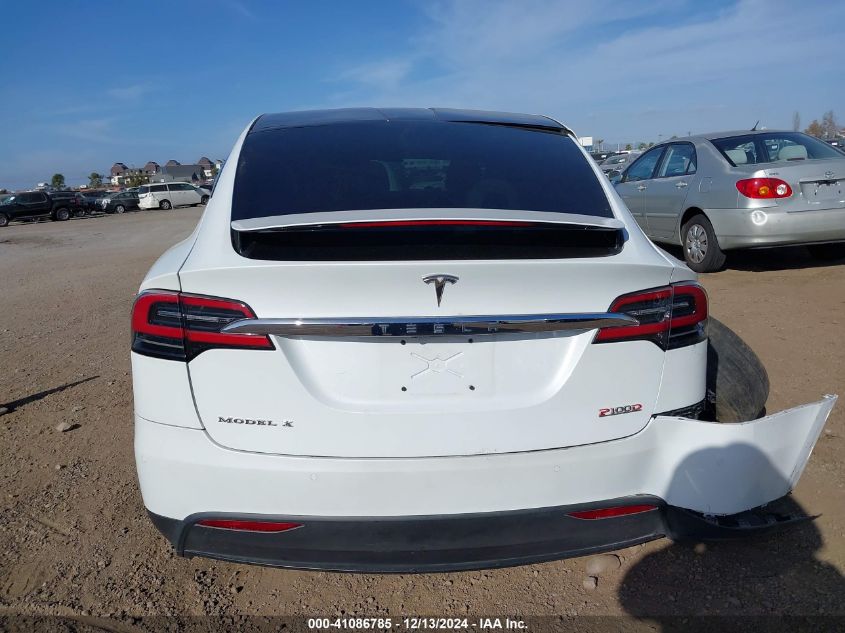 2018 Tesla Model X 100D/75D/P100D VIN: 5YJXCBE49JF091270 Lot: 41086785