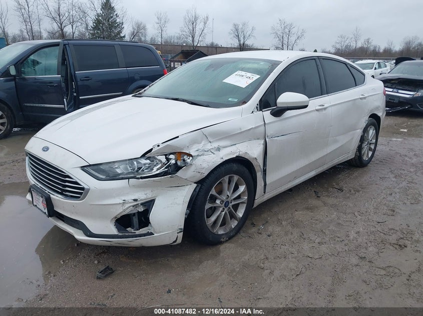 Vin: 3fa6p0hd9lr162345, lot: 41577601, ford fusion se 20202