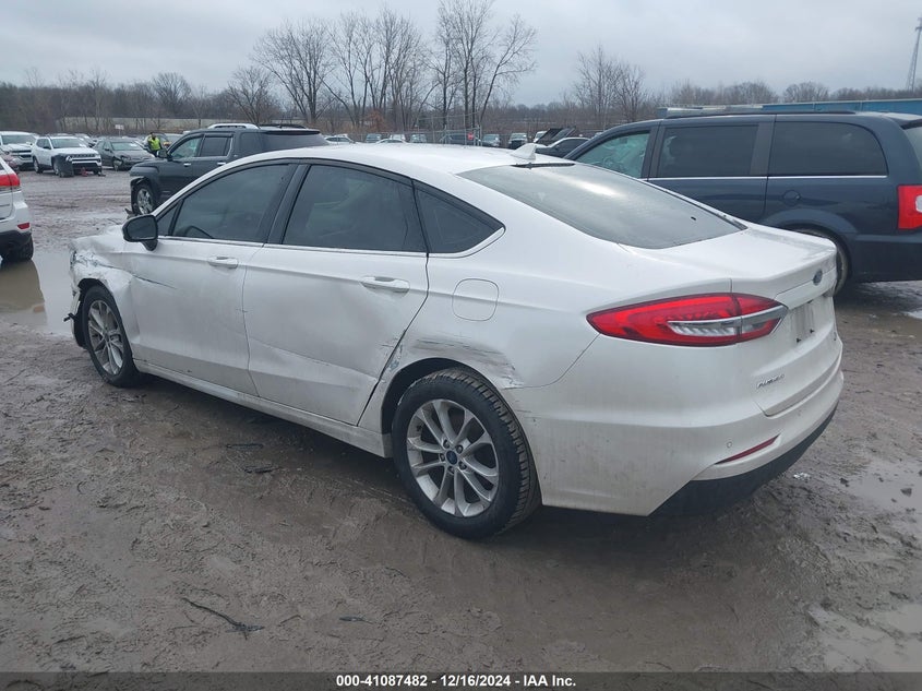 Vin: 3fa6p0hd9lr162345, lot: 41577601, ford fusion se 20203