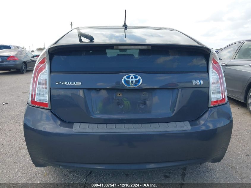 VIN JTDKN3DU0E1747415 2014 Toyota Prius no.16