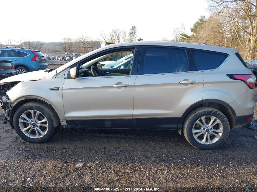 2017 FORD ESCAPE SE - 1FMCU0GD5HUE88680