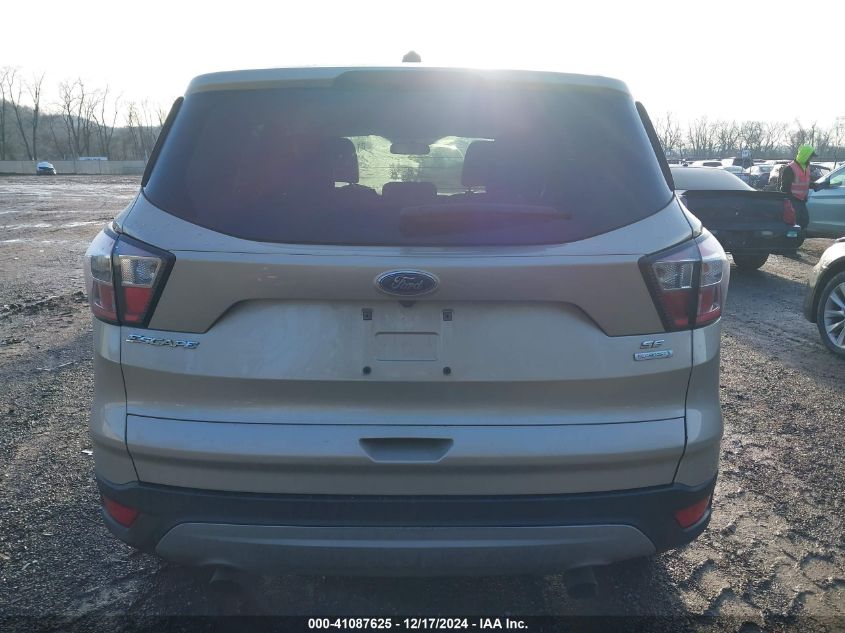 2017 FORD ESCAPE SE - 1FMCU0GD5HUE88680