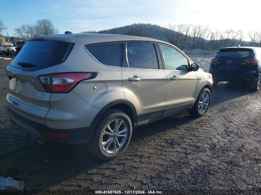 2017 FORD ESCAPE SE - 1FMCU0GD5HUE88680