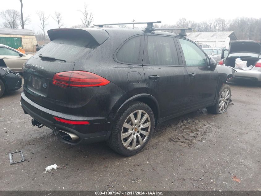 VIN WP1AA2A22HKA87556 2017 PORSCHE CAYENNE no.4