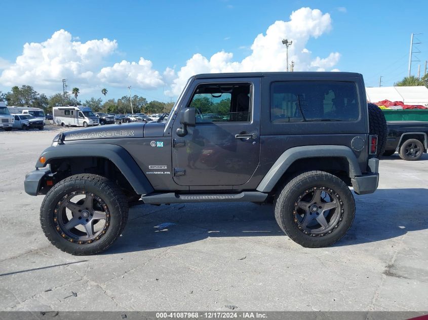 VIN 1C4AJWAG5HL617260 2017 Jeep Wrangler, Sport 4X4 no.14