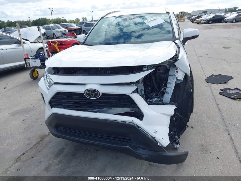 2020 TOYOTA RAV4 XLE - 2T3W1RFV0LW064716